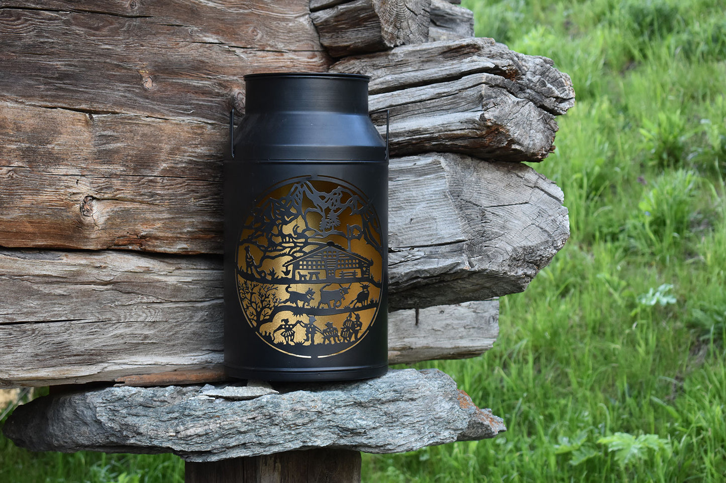 Milchkanne "Chalet" schwarz mittel