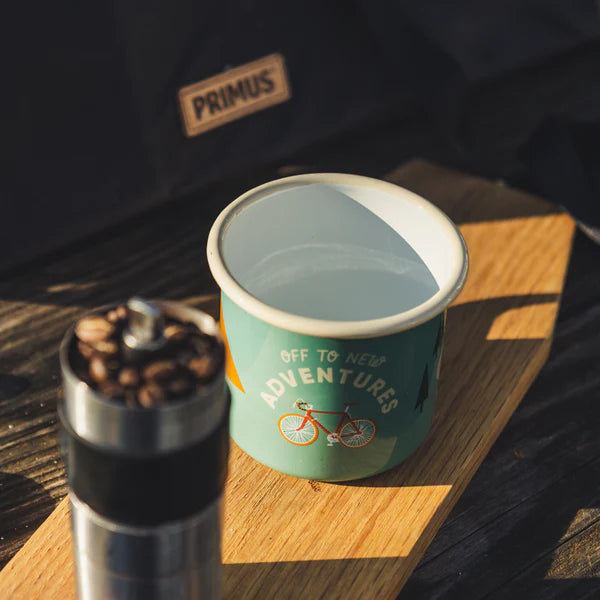 Off to new Adventures Tasse hellblau