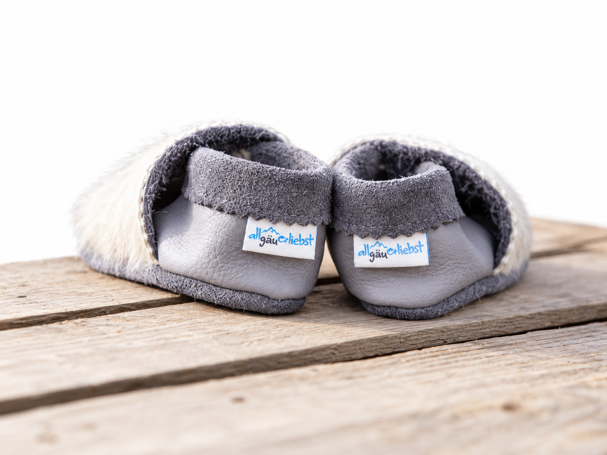 Kuhfell Krabbel und Lauflernschuhe Grösse 22/23